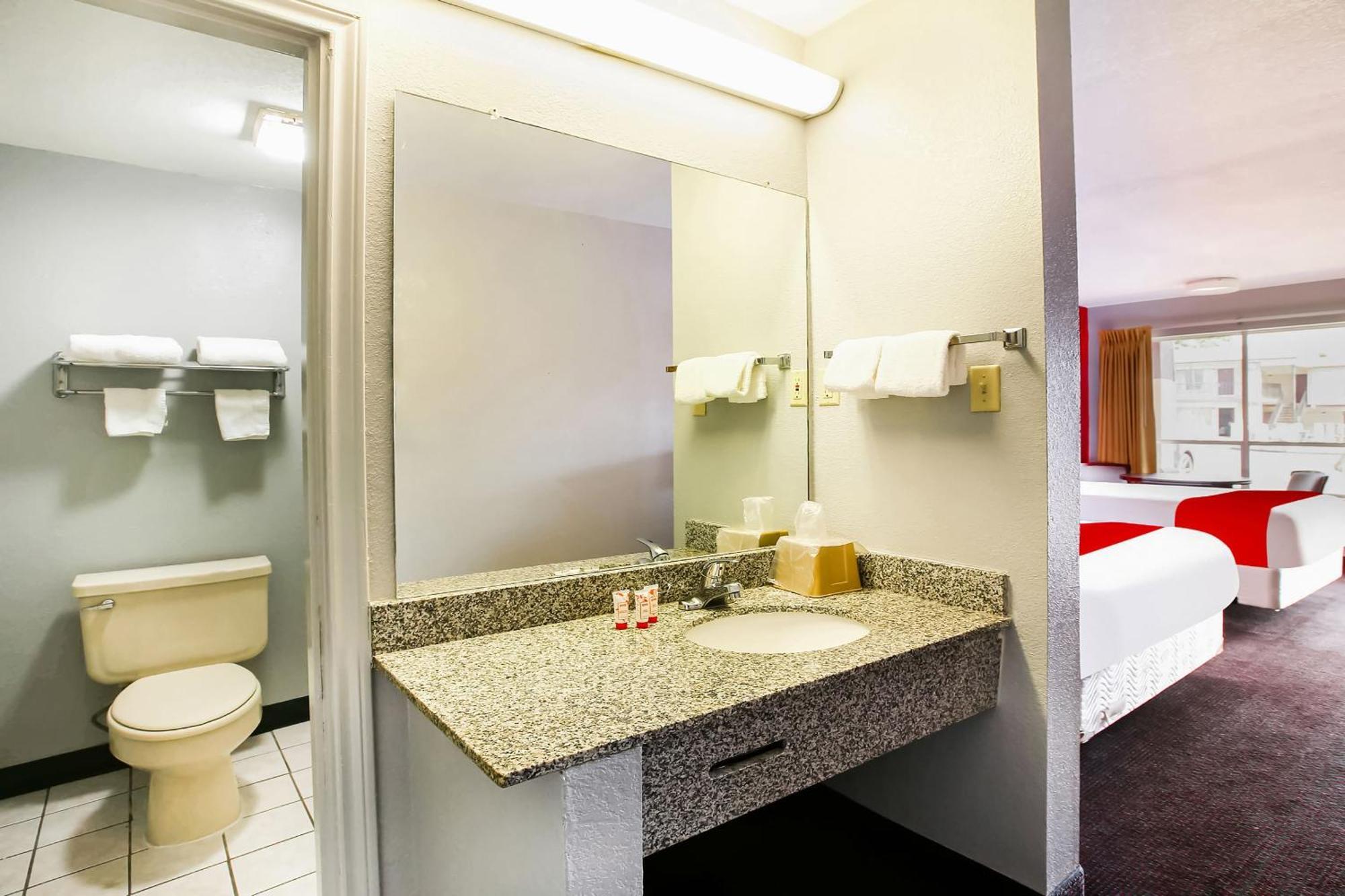 Oyo Hotel Texarkana North Heights Ar Hwy I-30 Exterior foto